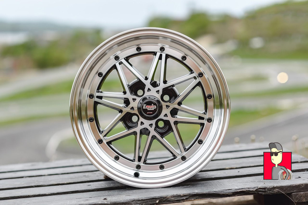Комплект дисков Work Equip 03 15x5.5 et35 4x100