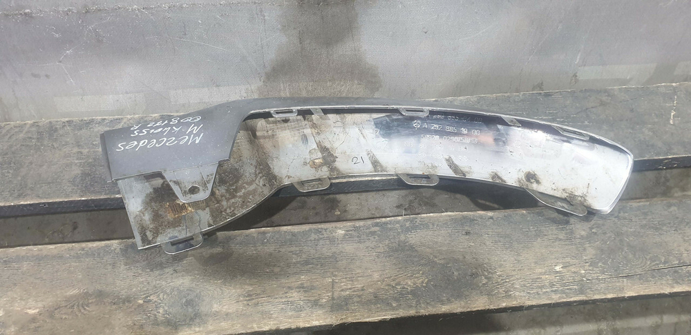 Накладка переднего бампера Mercedes GLE (C292) 15-19 Б/У Оригинал A2928850400