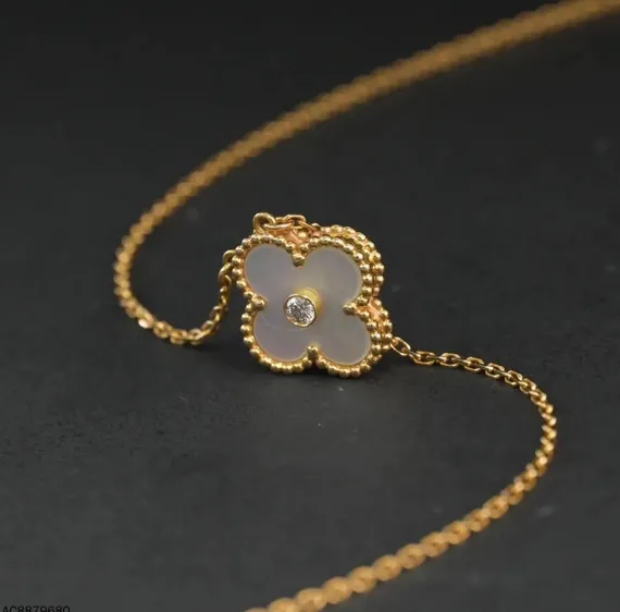 Подвеска Van Cleef & Arpels Alhambra