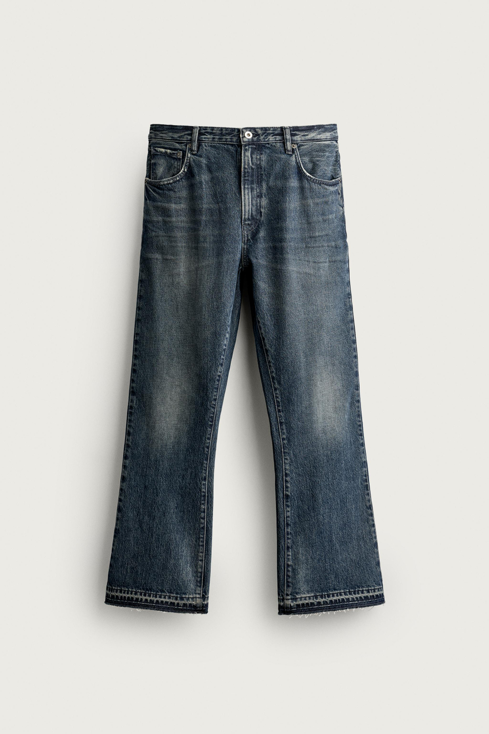 ДЖИНСЫ FLARED FIT С КОНТРАСТНЫМИ КАРМАНАМИ — ZARA