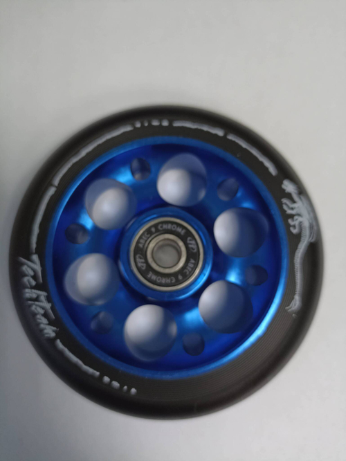 Колесо для самоката X-Treme 100*24мм форма Drilled син (10013160/270922/3465958, Китай)