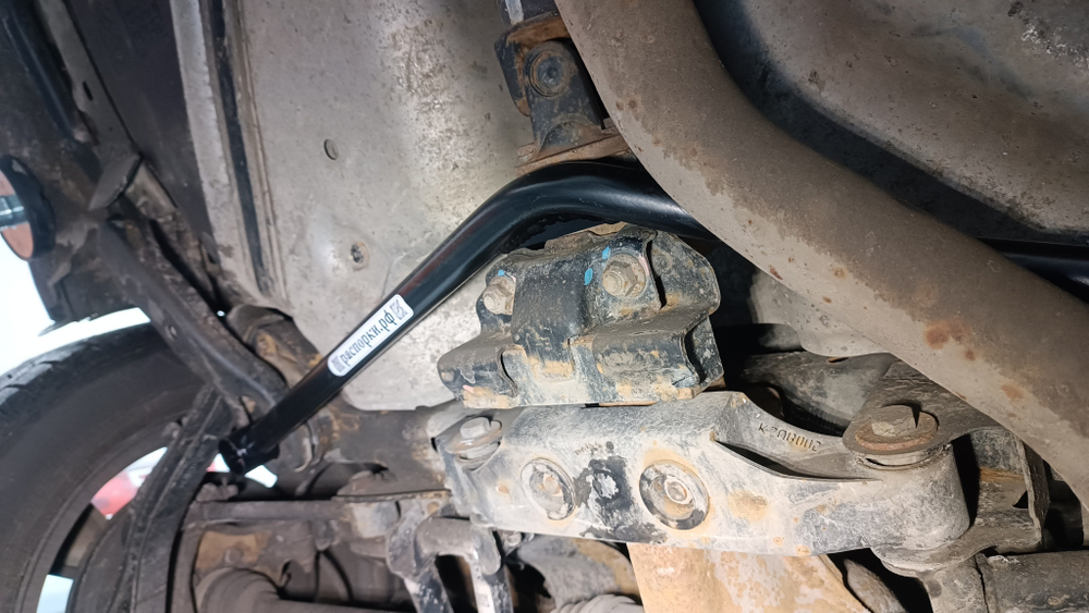 Усилитель заднего подрамника спереди Subaru Outback 4 (BR) и Subaru Forester 3 (SH) (ПОД ЗАКАЗ)