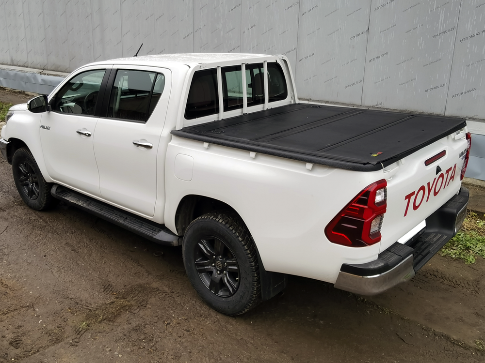 Крышка HAL 4-х секционная Hilux Revo '15, Араб. версия, штат. защ. стекла, вкладышь 4S STANDART