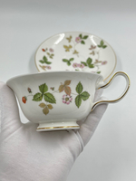 Чайная пара Wedgwood, Wild Strawberry