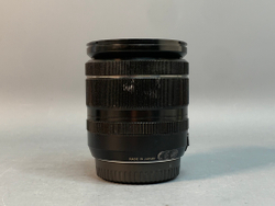 FujiFilm XF 18-55mm 2.8-4 R LM OIS царапка на передней линзе