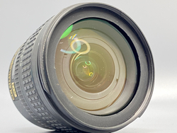 Nikon 18-70mm (Пара царапин на линзе)