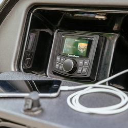 Влагозащищенная морская магнитола Rockford Fosgate PMX-2