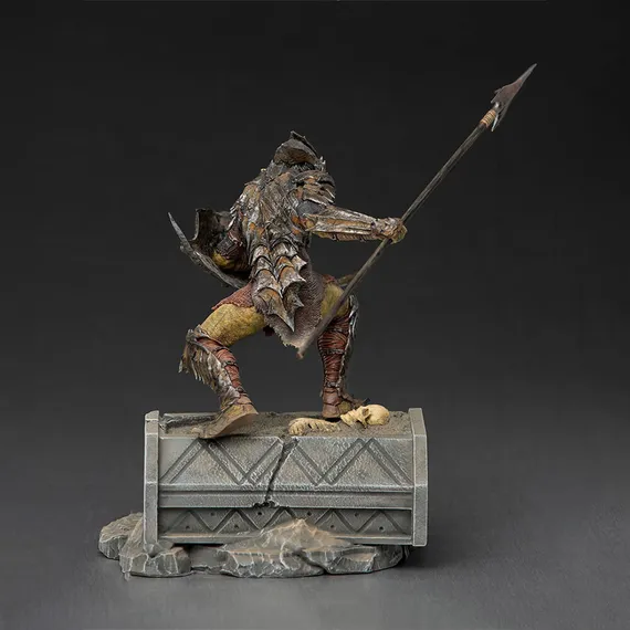 Armored Orc - Lord of the Rings - Iron Studios