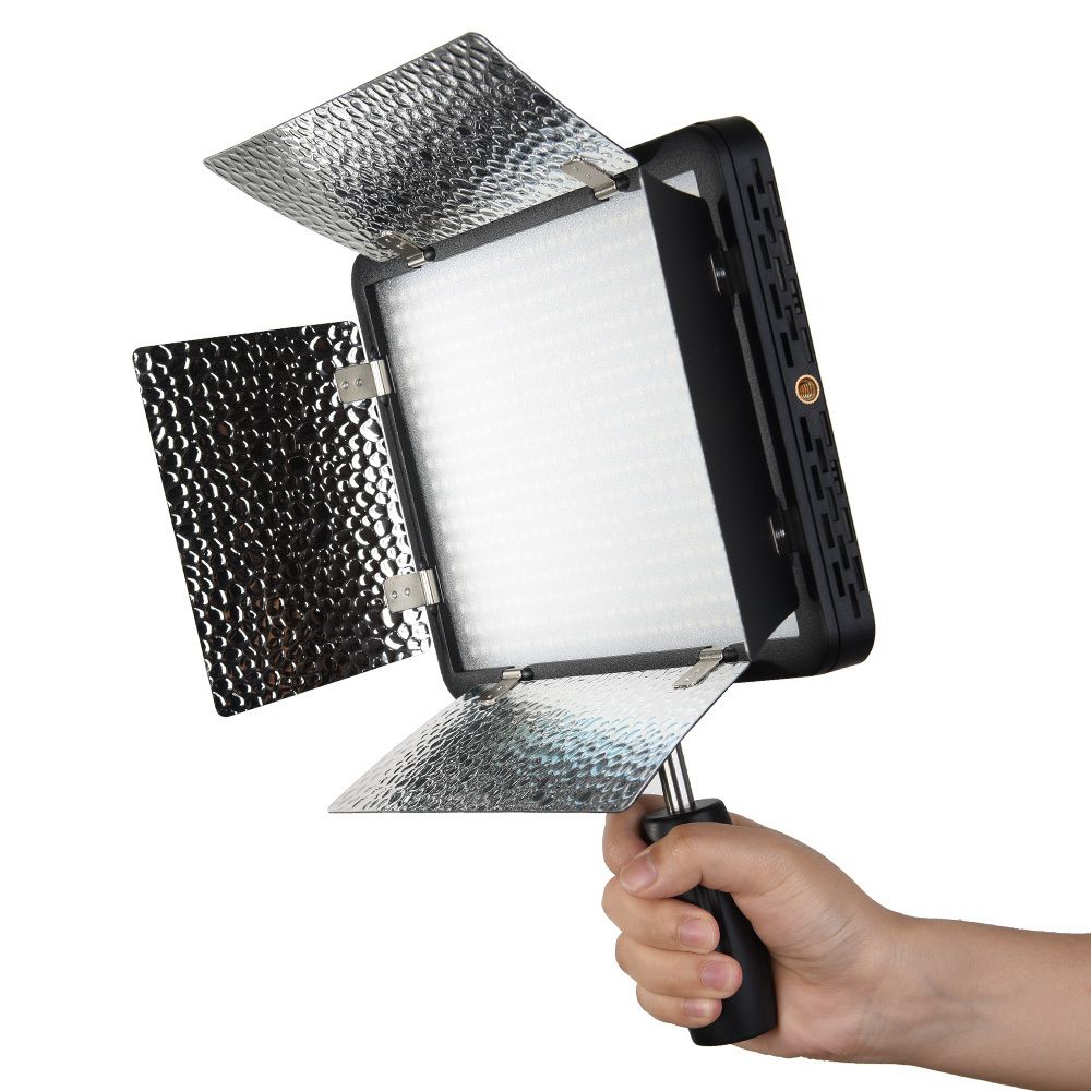 Светодиодный осветитель Godox LED500LRW