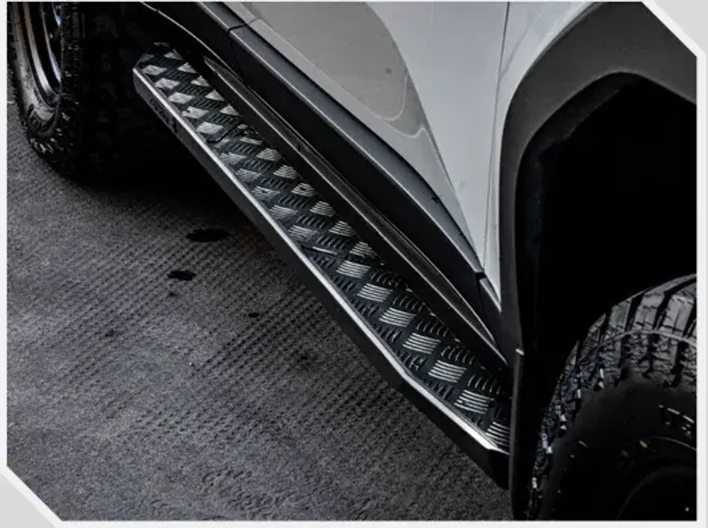Стальные боковые пороги для Lexus GX 550 \ LC Prado 250 2024+ Лексус крузер крузак подножки