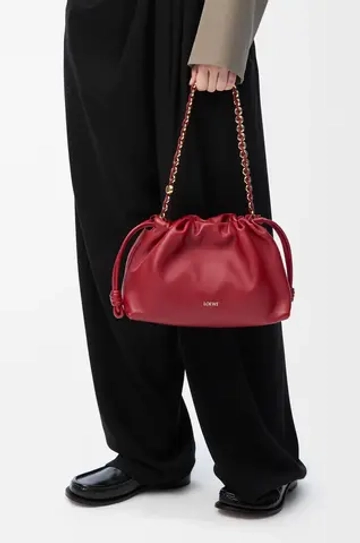 Loewe Сумка Flamenco среднего размера из мягкой кожи ягненка наппа, красный