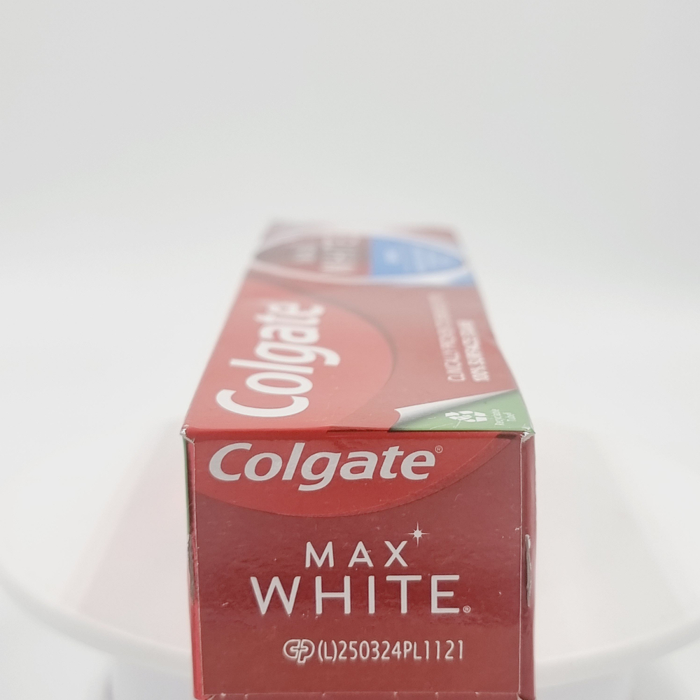 Зубная паста Max White One Optic 75 мл (из Финляндии)