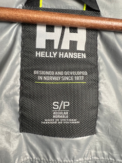 Пуховик Helly Hansen