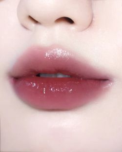 BBIA Сияющий тинт для губ Glow Tint 13 Maroon