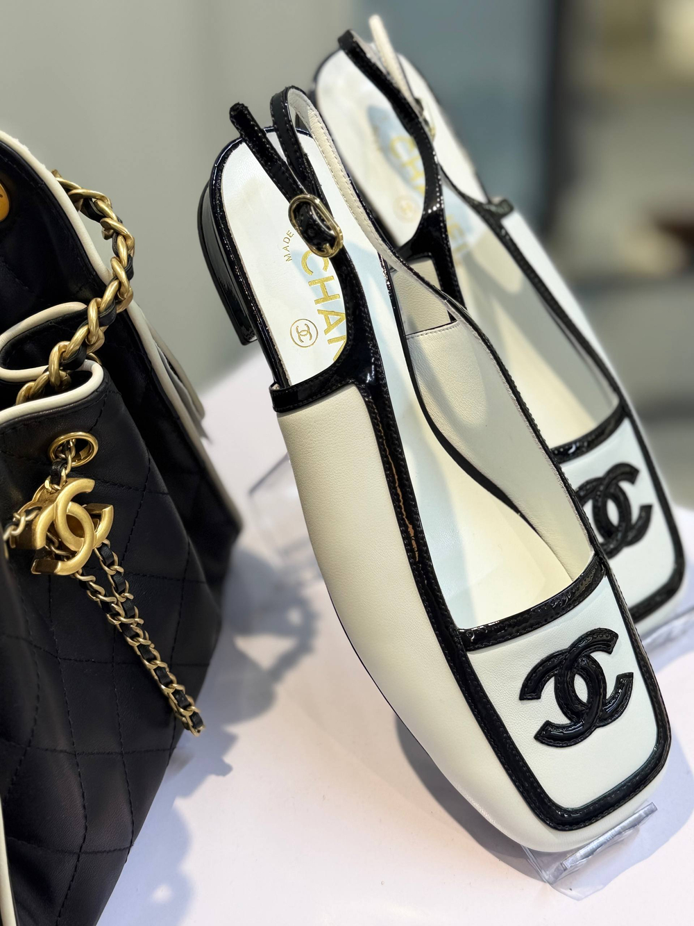 Босоножки CHANEL