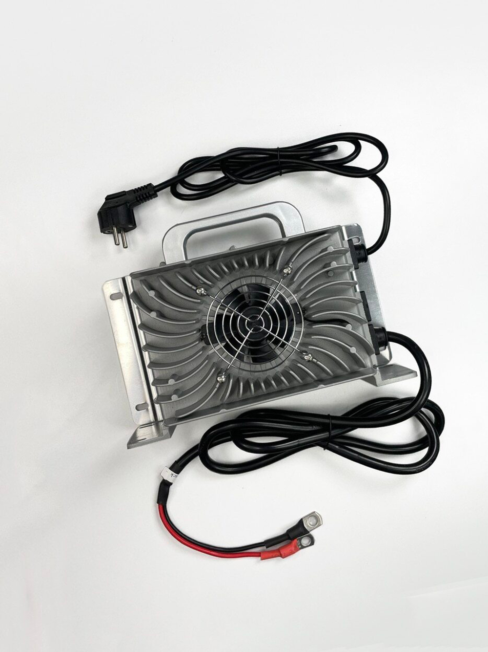 Зарядное устройство влагозащищенное LiFePO4 24V 25A IP67