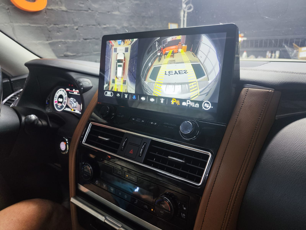 Установочный комплект для INFINITY QX56 / QX80  KUBERG ZH-N1401