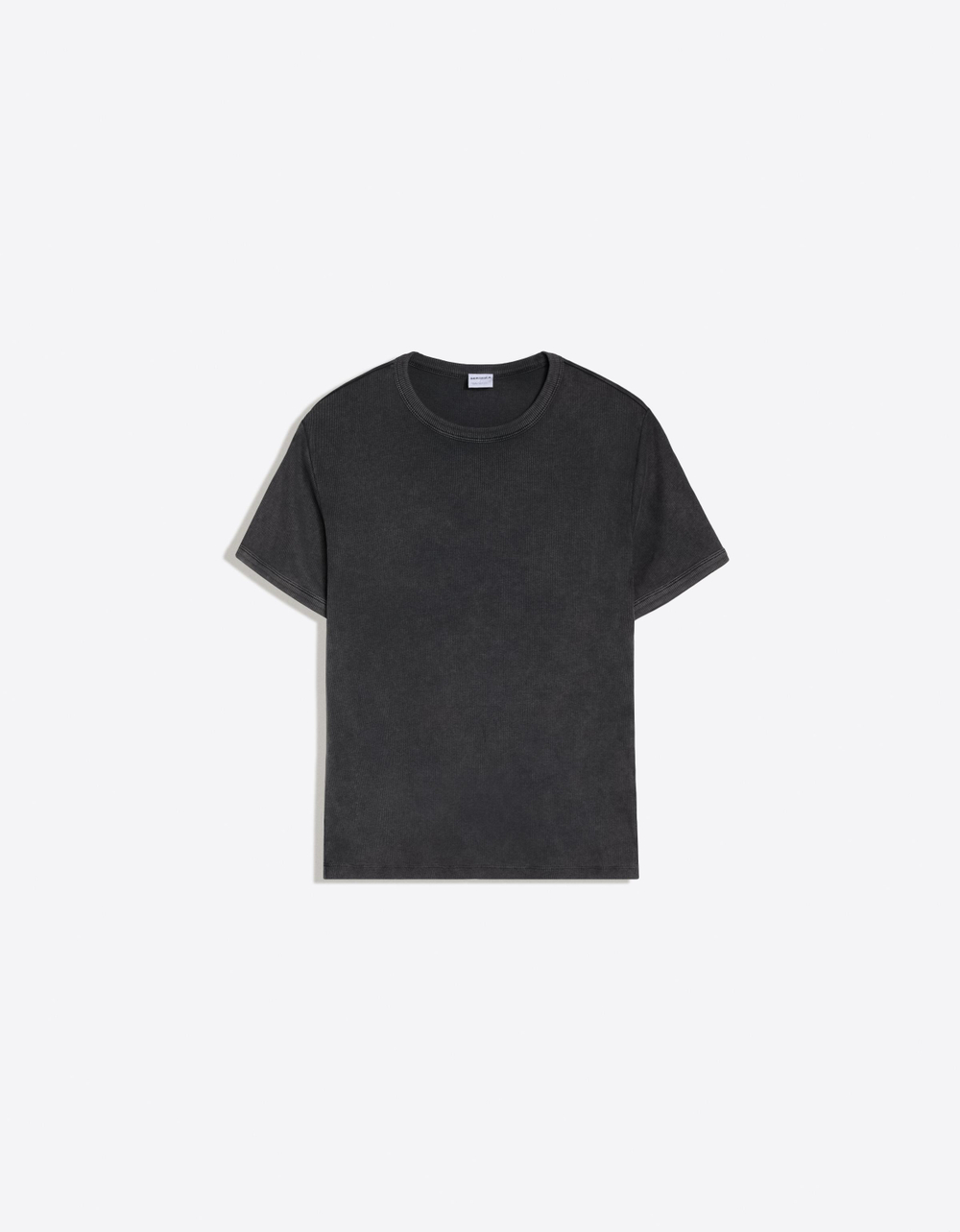 Мужская футболка slim fit в рубчик с коротким рукавом - BERSHKA