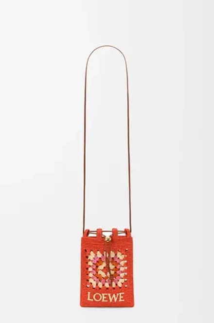 Loewe Сумка-мешок Patch Crochet на шнурке из телячьей кожи и рафии, ярко-оранжевый/розовый