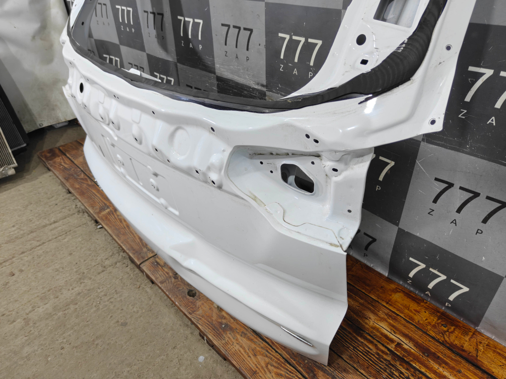 Крышка багажника Geely Atlas Pro 21-25 Б/У Оригинал 5062039400C15