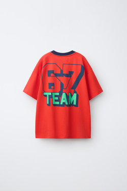 ZARA ФУТБОЛКА С ПРИНТОМ TEAM SIX SEVEN, КРАСНЫЙ