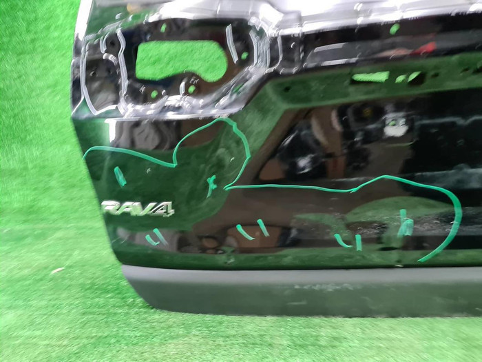 Крышка багажника Toyota RAV4 5 XA50 (2018-н.в.)