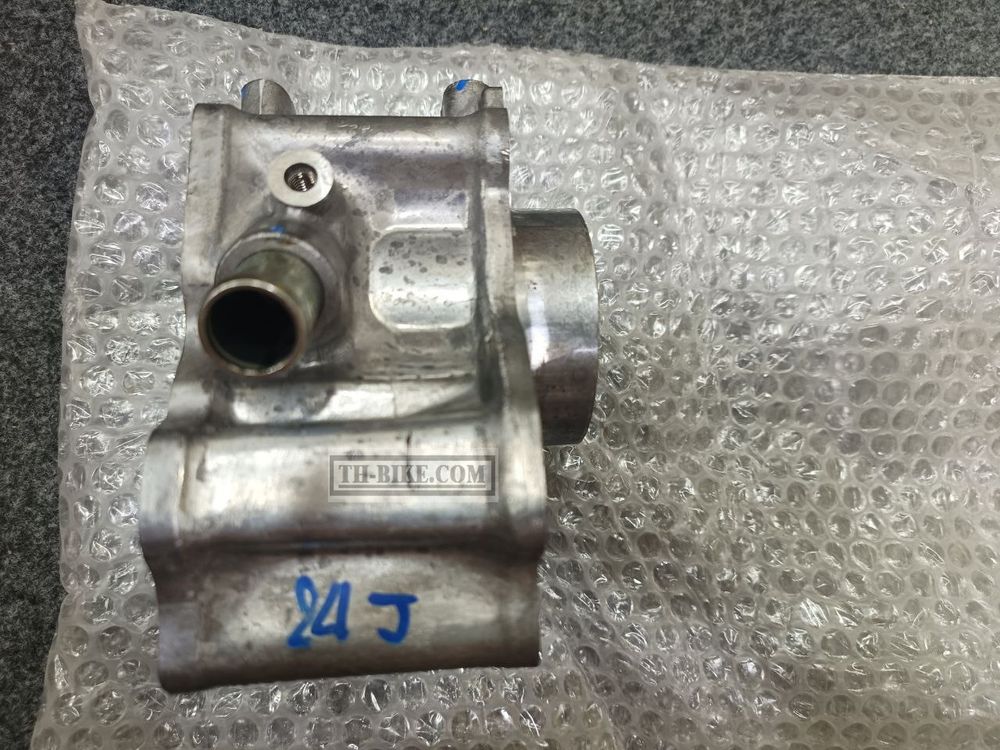 12100-KZY-700. CYLINDER COMP. HONDA