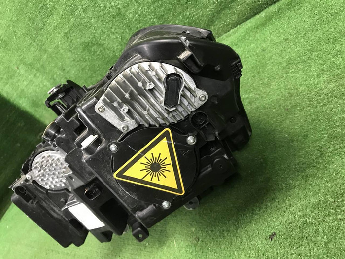 Фара правая BMW X5 G05 X6 G06 18-23 Laser В сборе