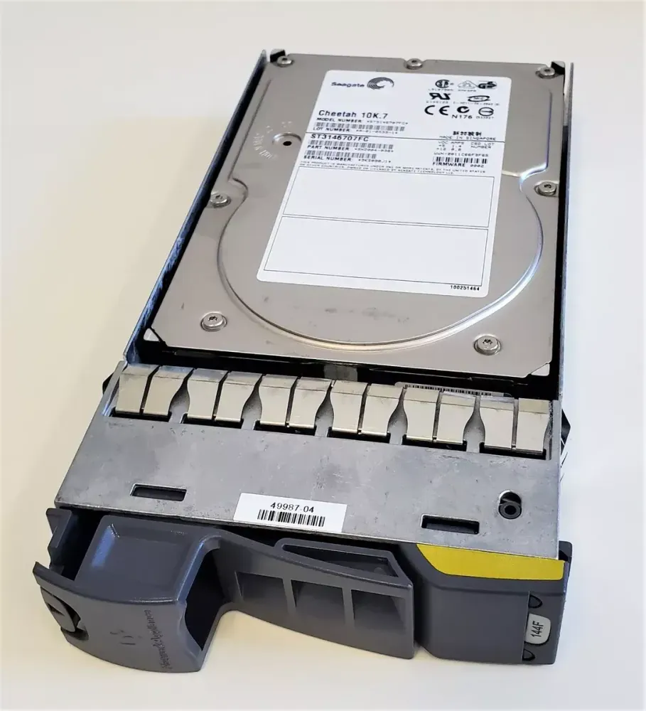 Жесткий диск NetApp 146Gb (U2048/10000/8Mb) 40pin FC 108-00030+A0