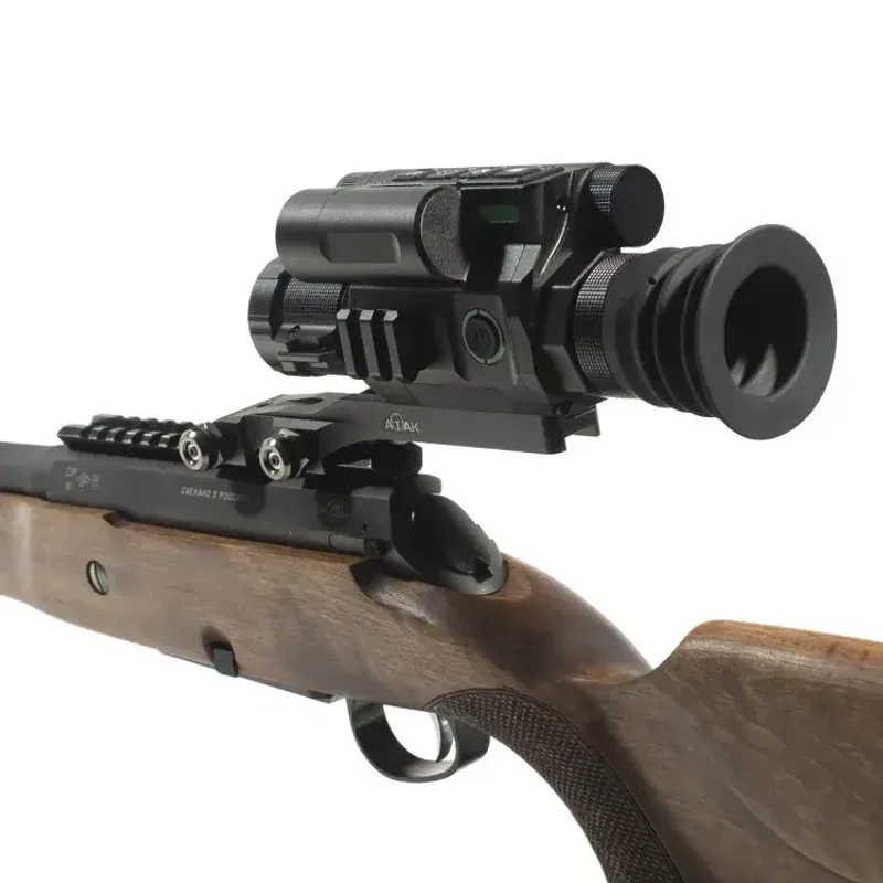 Цифровой прицел ночного видения ATAK ES3-LRF PRO (70-940) с дальномером - вид с задней стороны