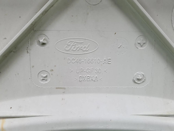 Капот Ford Cargo (2011-н.в.)