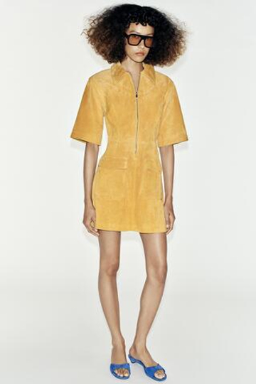 ZARA КОРОТКОЕ ПЛАТЬЕ ИЗ 100% КОЖИ НА МОЛНИИ, ГОРЧИЧНЫЙ