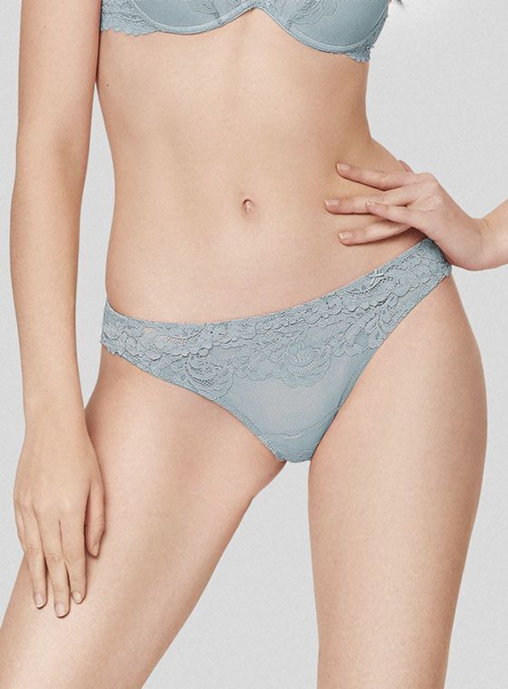 Комплект Pizzo Romantic: бюстгальтер-бралетт и трусики-бразилиана (Размер: 3B) (Цвет: сиреневый)