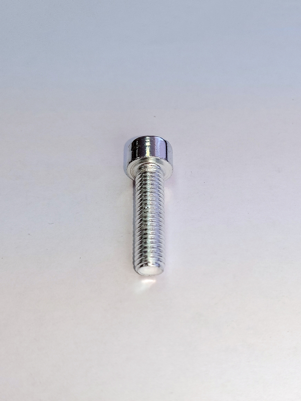8х30 ОЦ. Винт П/Р с внут.шестигр. к.п.8.8 DIN912 (20 шт)