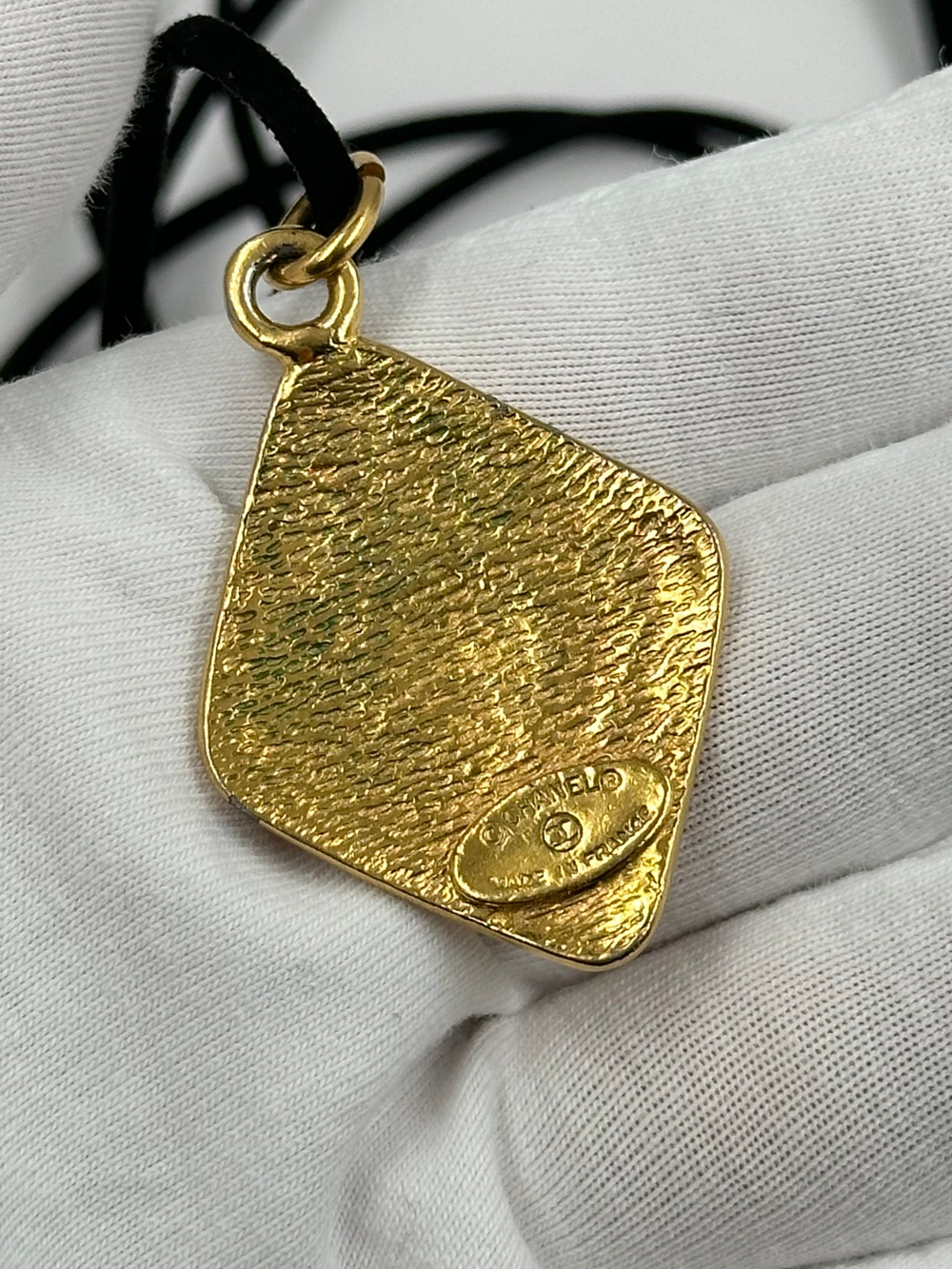Кулон Chanel
