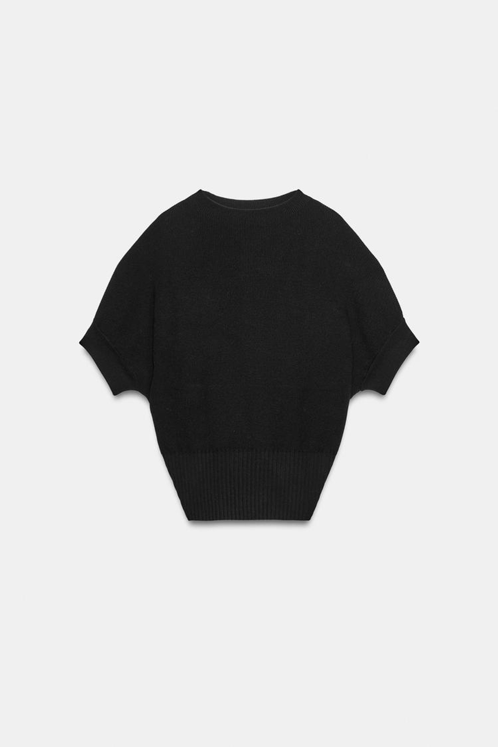 ZARA ТРИКОТАЖНЫЙ ТОП С ОБЛЕГАЮЩИМ ПОДОЛОМ, ЧЕРНЫЙ