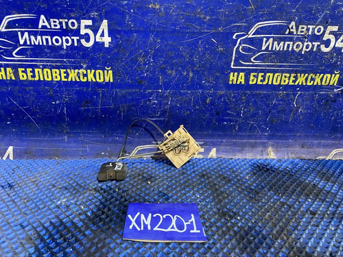 Датчик уровня топлива SUBARU TRAVIQ 2003