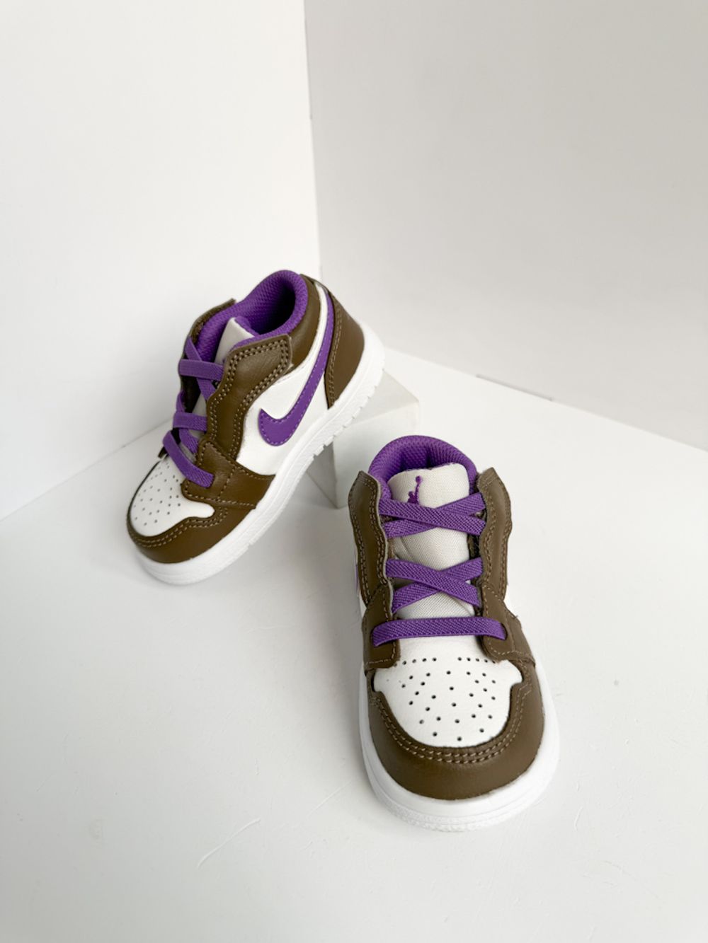 Новые кроссовки Nike Air Jordan, 22