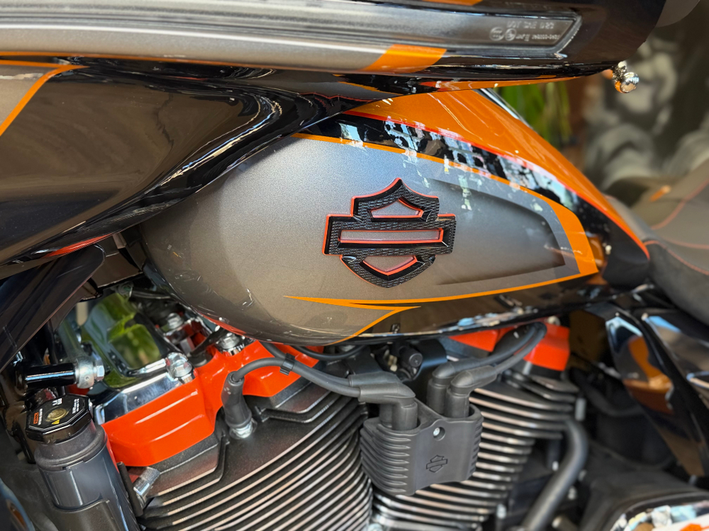 CVO Street Glide "Torched Orange CVO Tri-Tone" (2026)