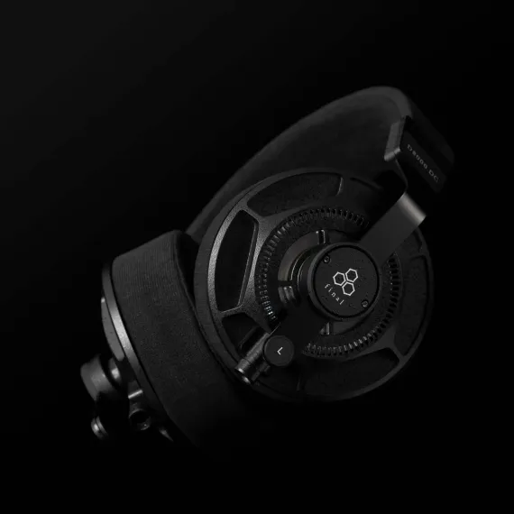 Final Audio D8000 DC Black