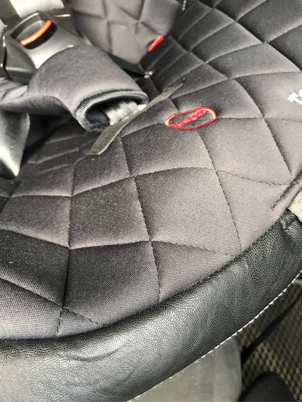 Автокресло HB-636 (Teddy Bear) (BLACK PLUS (эко-кожа))