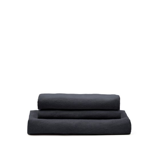 A cover designed to keep your Nora sofa in brand-new conditin. Made from linen and cotton fabric, i