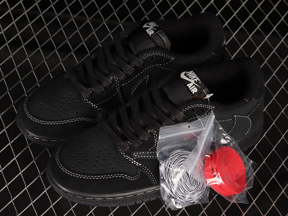 Jordan 1 Retro Low OG SP Travis Scott Black Phantom