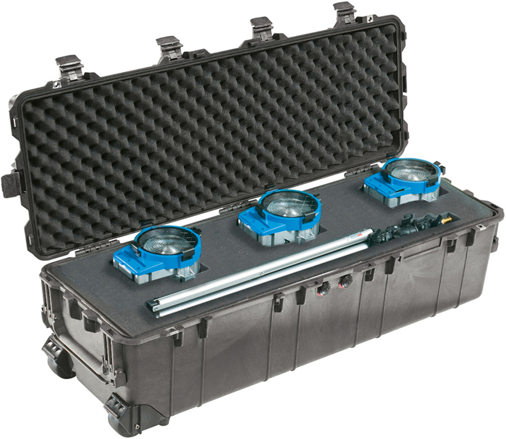 Защитный кейс Peli™ Protector 1740 черный с поропластом