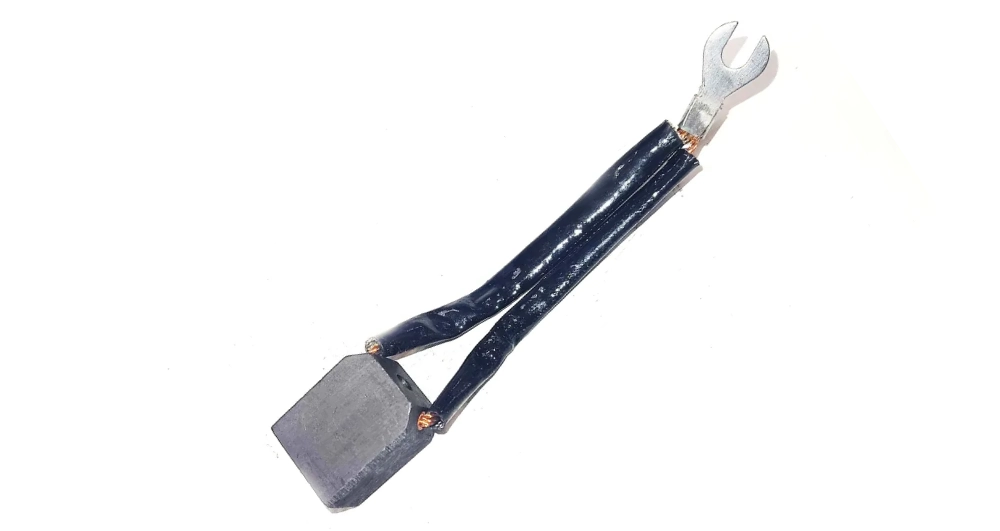 Щетка графитовая э/двигателя J201 16x25x32 HANGCHA/TFN CPD15-30J
