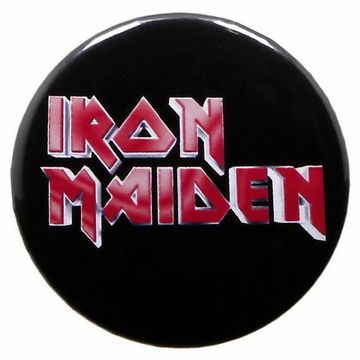 Значок Iron Maiden надпись (387)