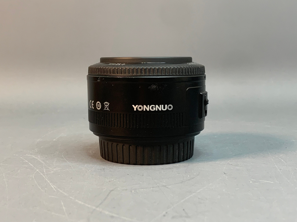 YongNuo AF 50mm 1.8 Canon EF