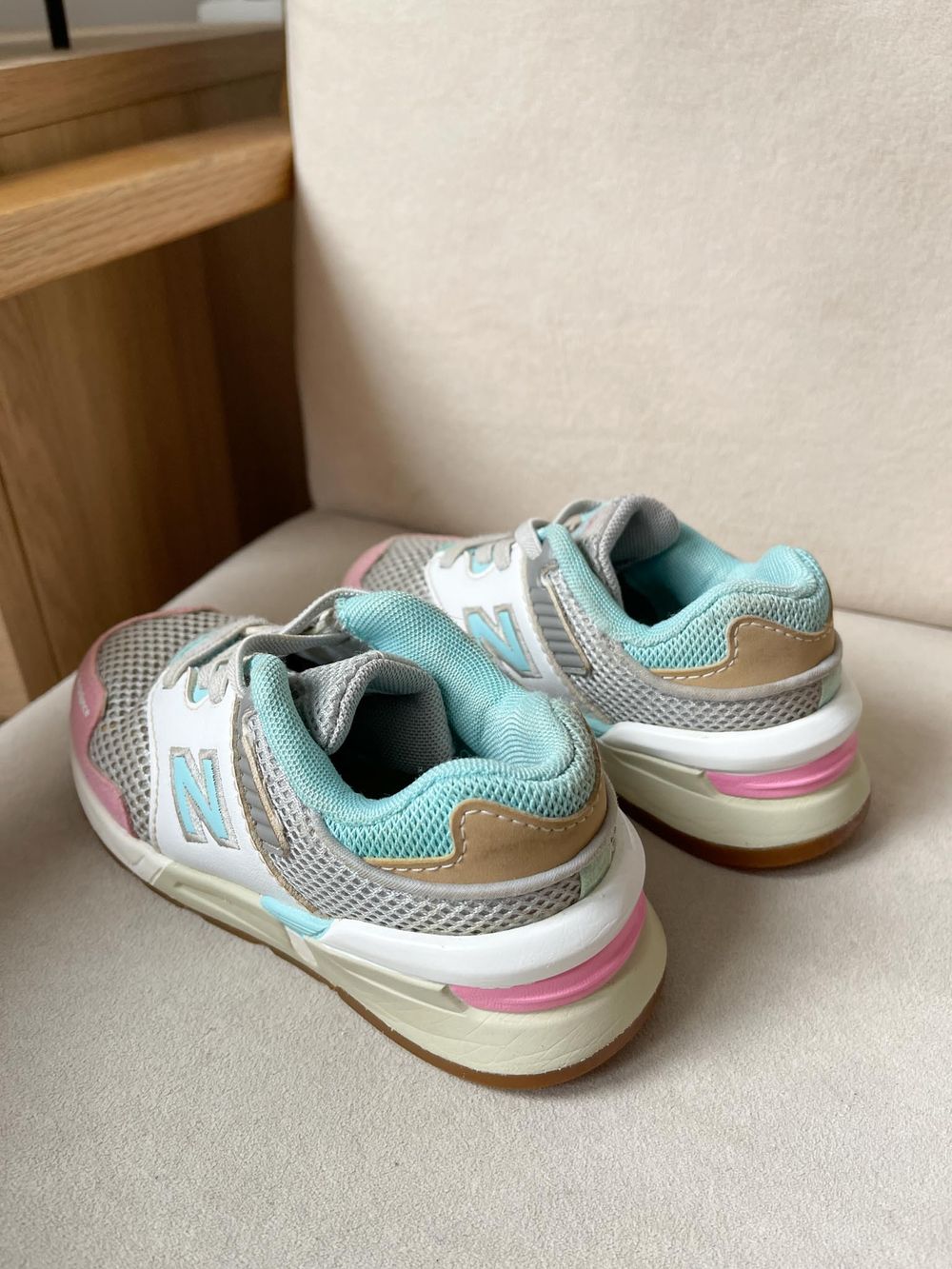 Кроссовки New Balance, 26