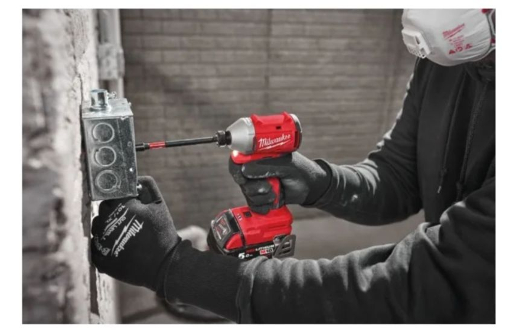 Аккумуляторный винтоверт Milwaukee M18 BLIDR-0X 4933492842