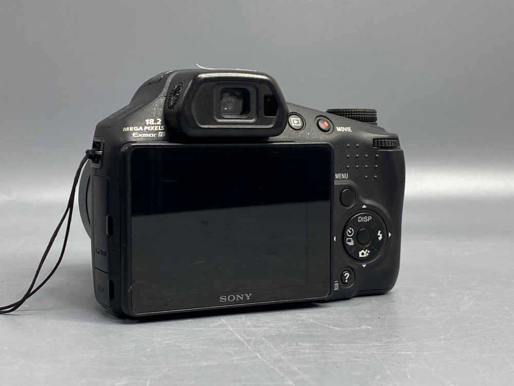 Sony Cyber-shot DSC-HX200